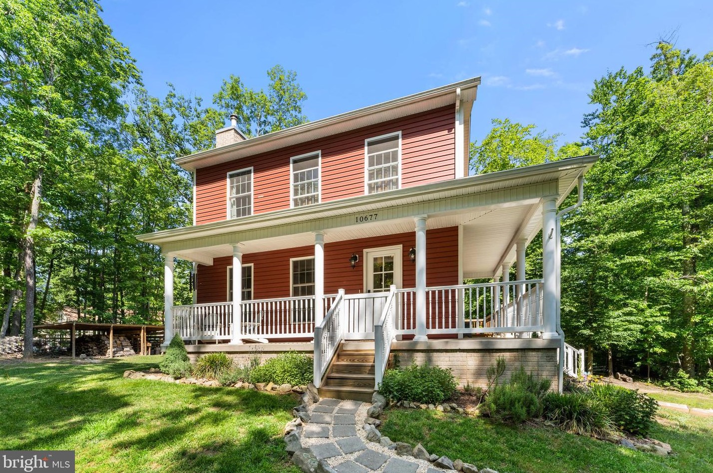 10677 Bears Den Rd, Marshall, VA 20115