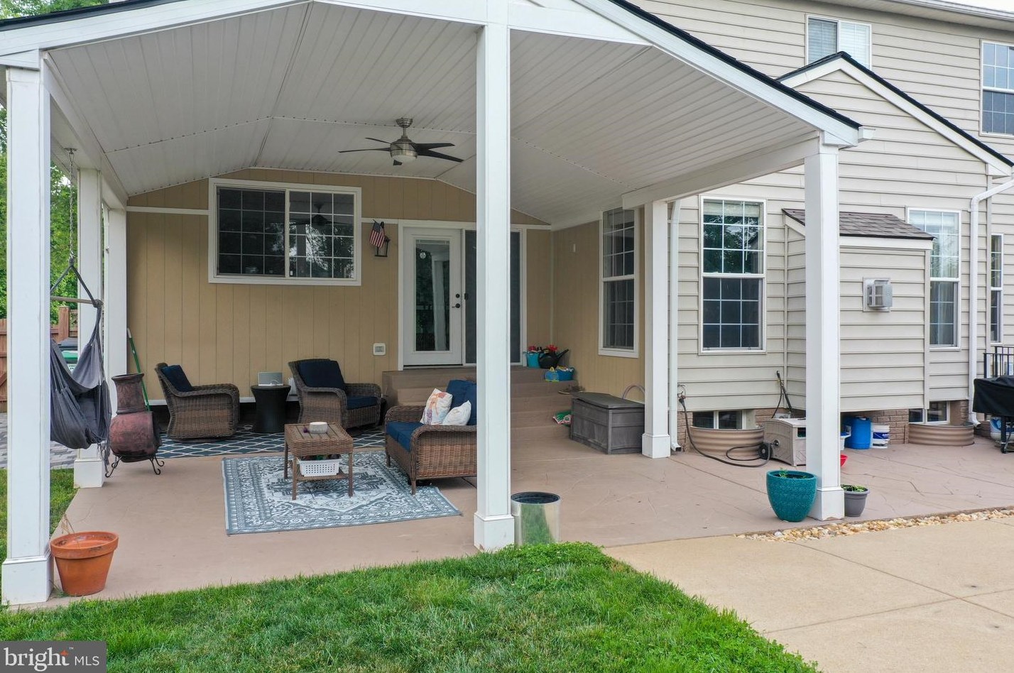 10867 King Nobel Ln, Bealeton, VA 22712-5612