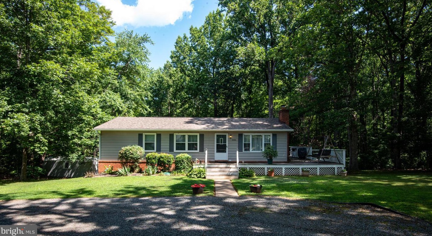 4456 Silver Hill Ct, Sumerduck, VA 22742-1929