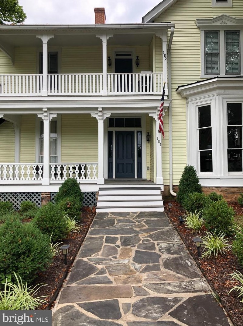187 Main St, Warrenton, VA 20186-3336