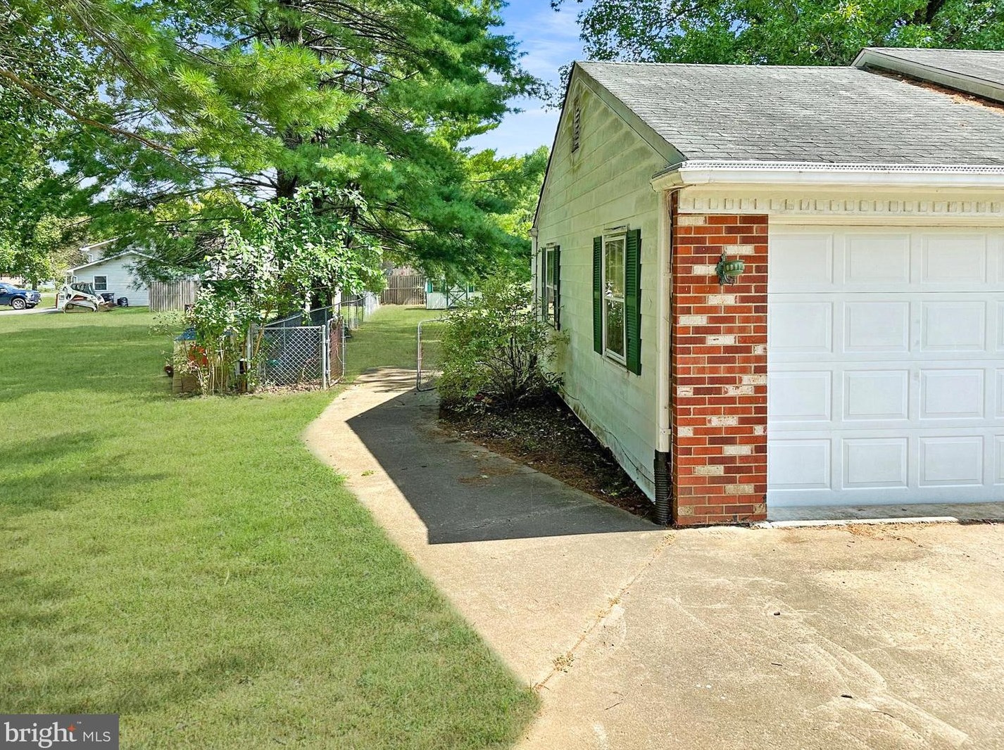 7131 Northampton St, Warrenton, VA 20187-4432