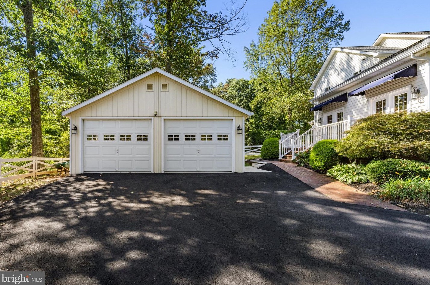 9732 Routts Hill Rd, Warrenton VA  20186-7839 exterior