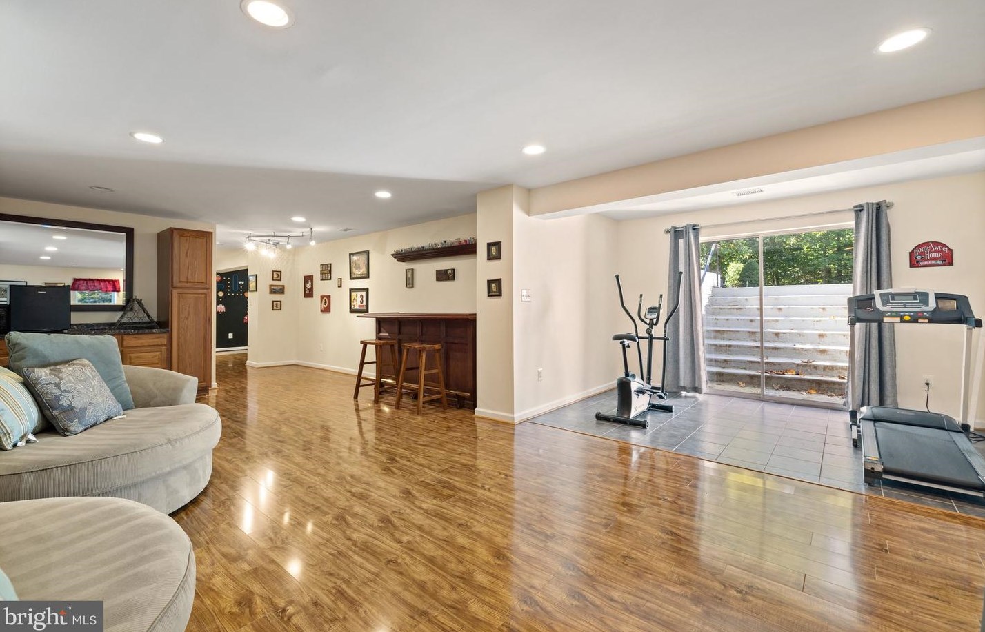 9732 Routts Hill Rd, Warrenton VA  20186-7839 exterior