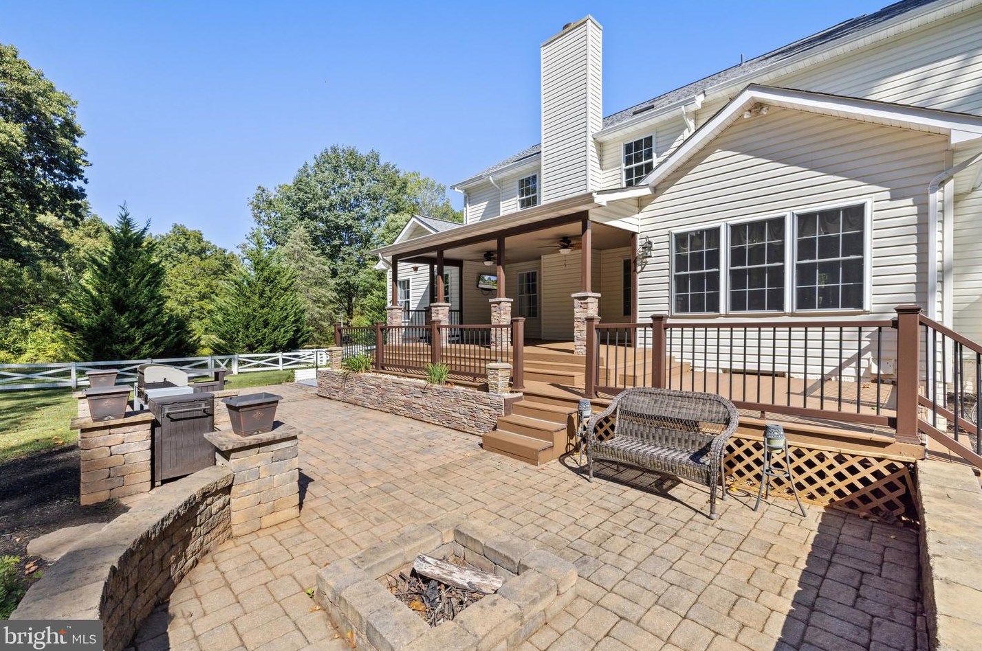 9732 Routts Hill Rd, Warrenton VA  20186-7839 exterior