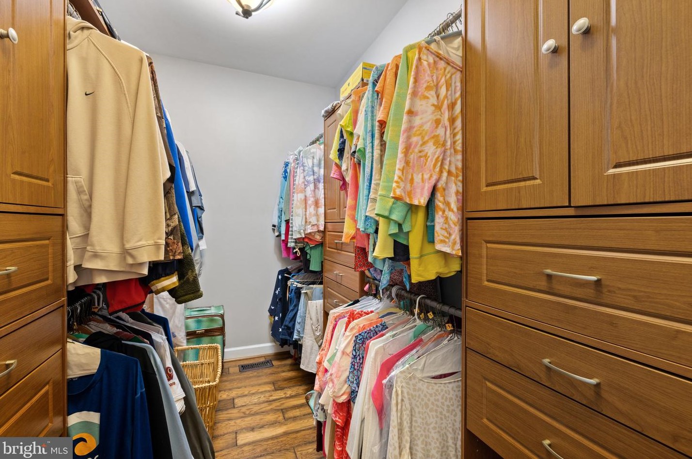 9732 Routts Hill Rd, Warrenton VA  20186-7839 exterior