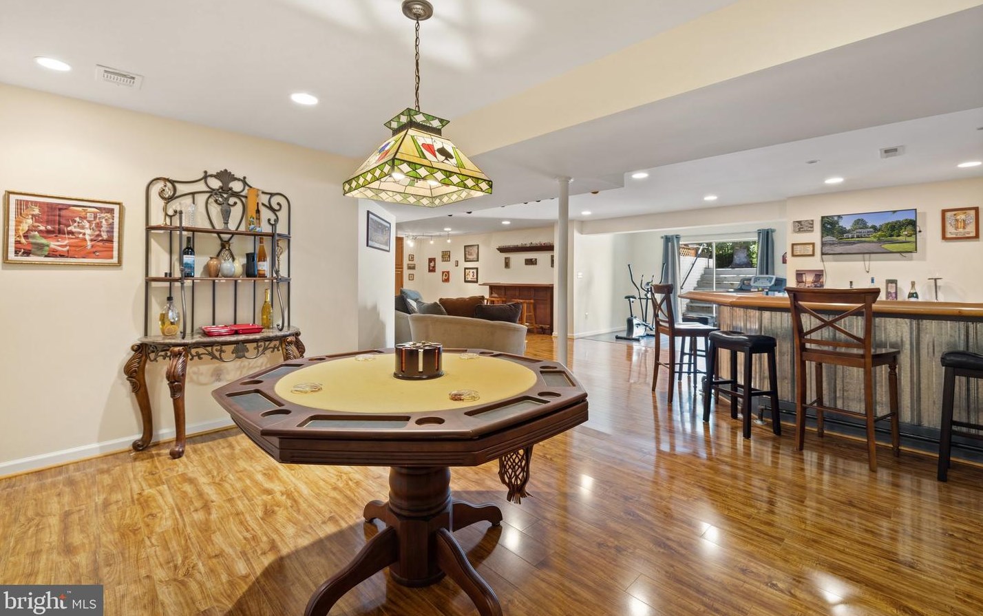 9732 Routts Hill Rd, Warrenton VA  20186-7839 exterior