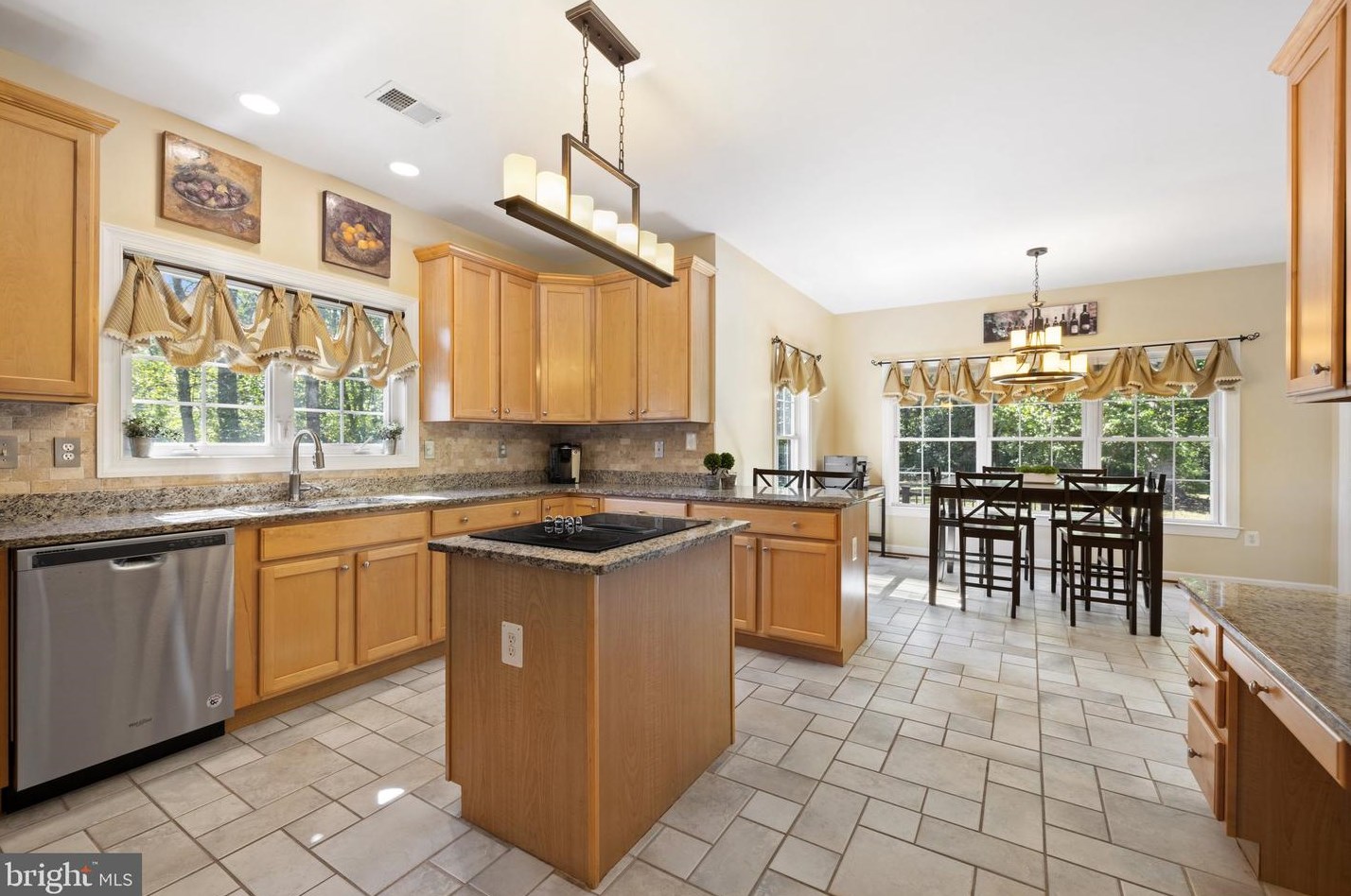 9732 Routts Hill Rd, Warrenton VA  20186-7839 exterior