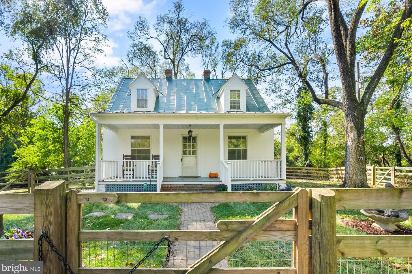 7135 Bunker Hill Rd, The Plains, VA 20198-2111
