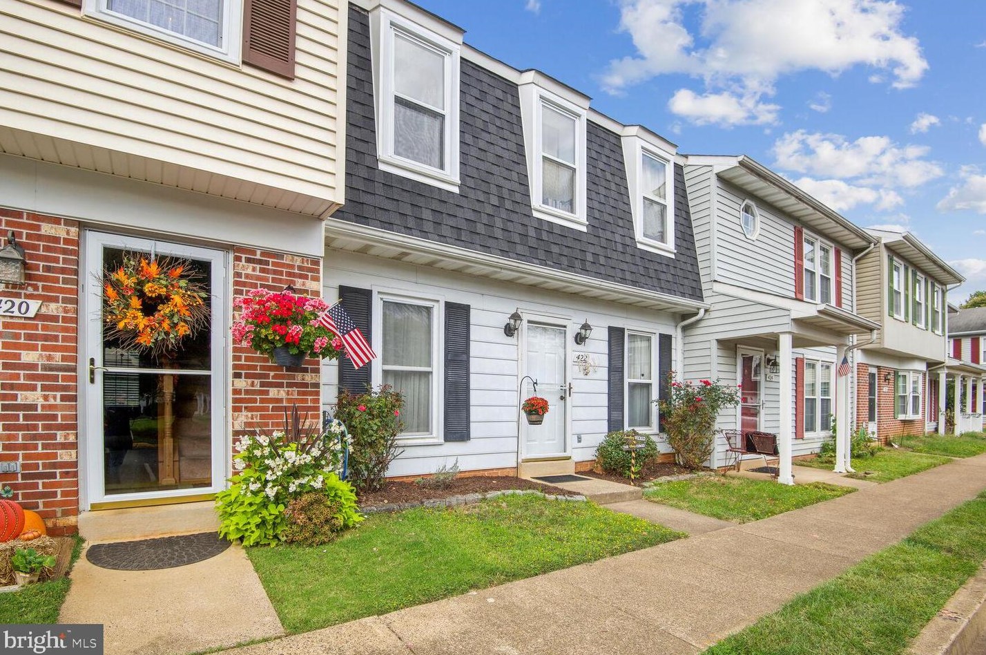 422 Forest Ct, Warrenton, VA 20186-2086