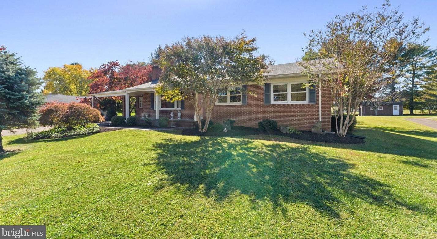 590 Fauquier Rd, Warrenton, VA 20186-2011