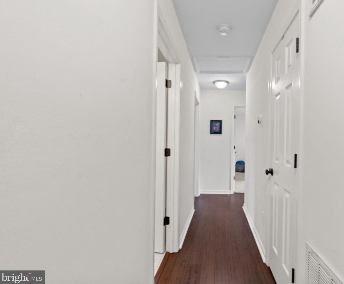 98 Fairfax St, Warrenton VA  20186-2701 exterior