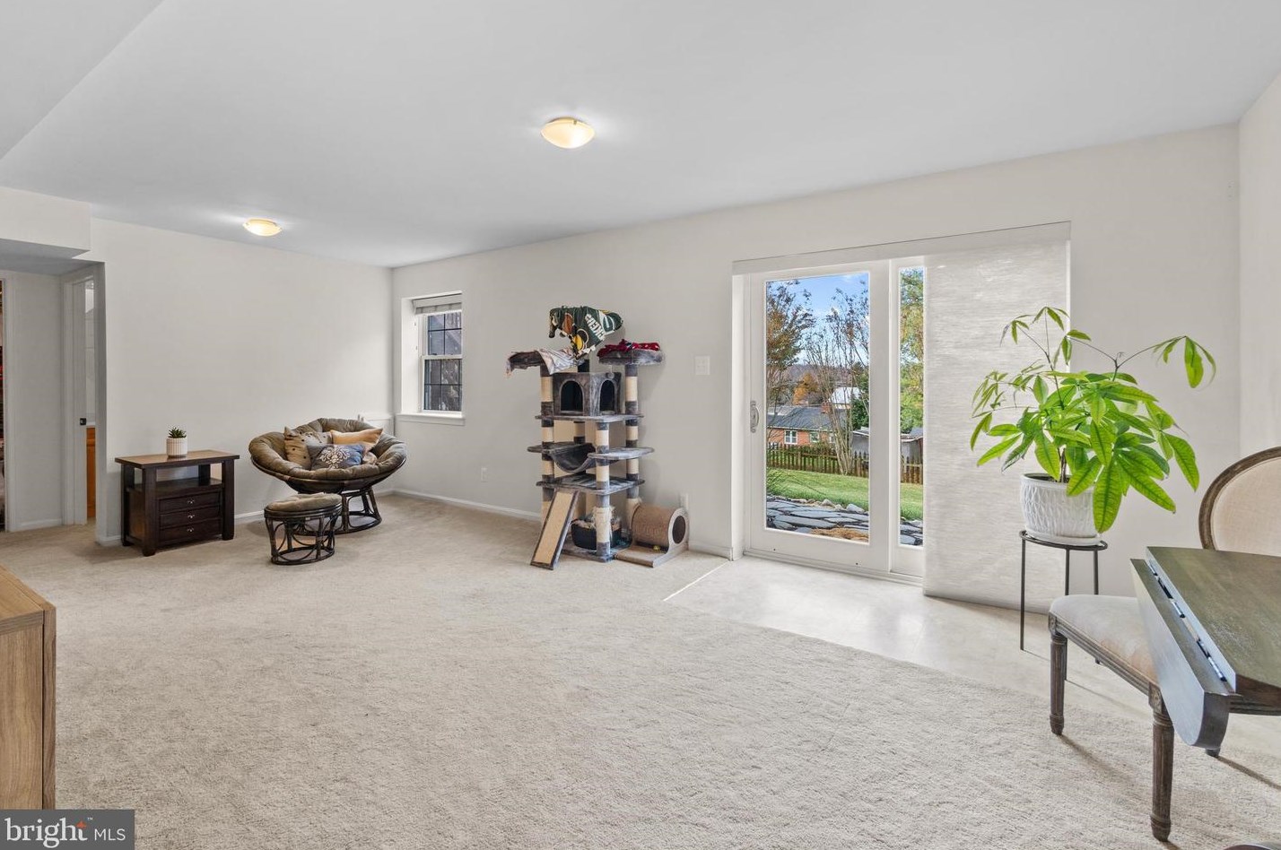 98 Fairfax St, Warrenton VA  20186-2701 exterior