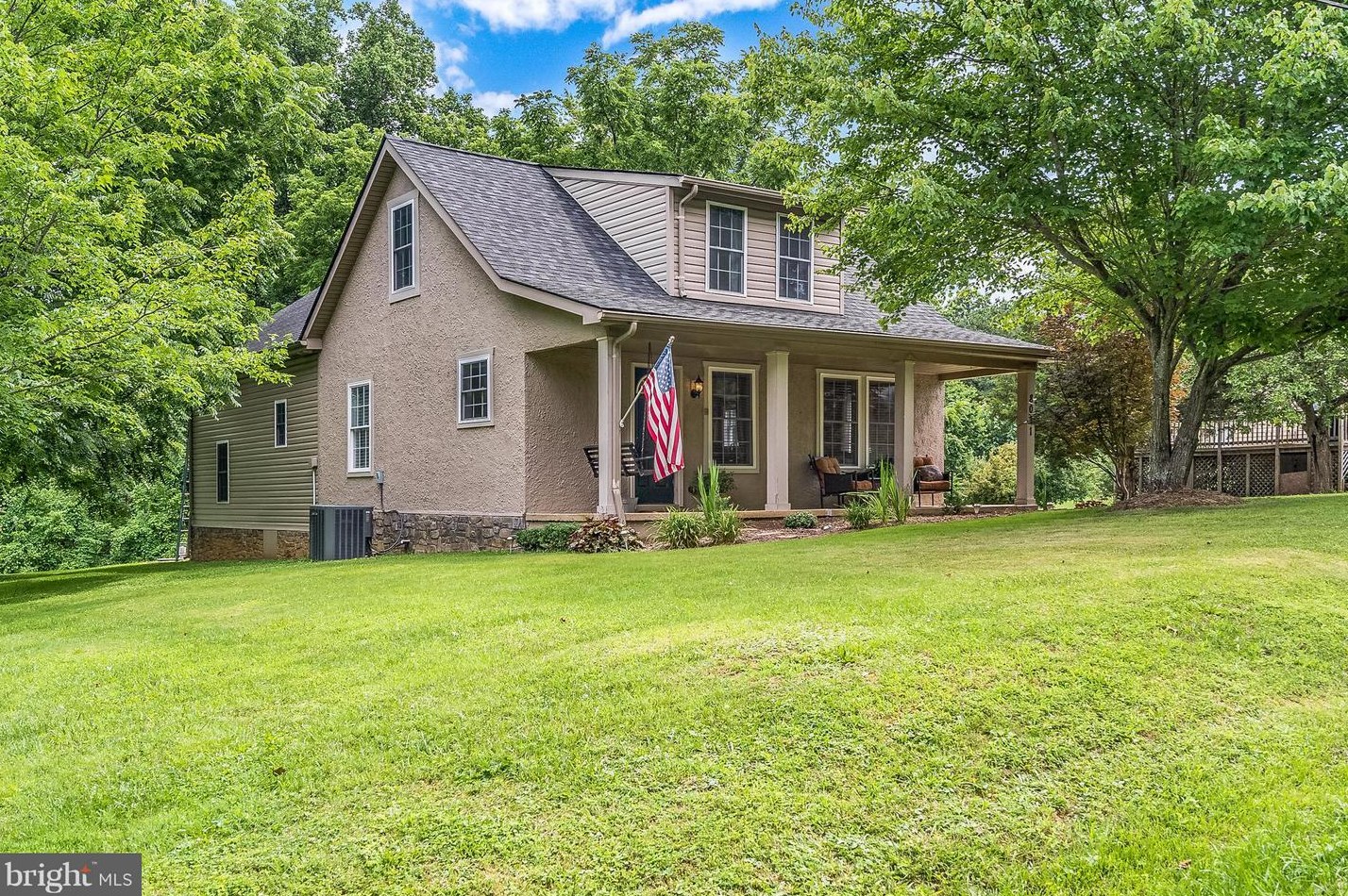 8081 Shipmadilly Ln, Warrenton, VA 20186-7627