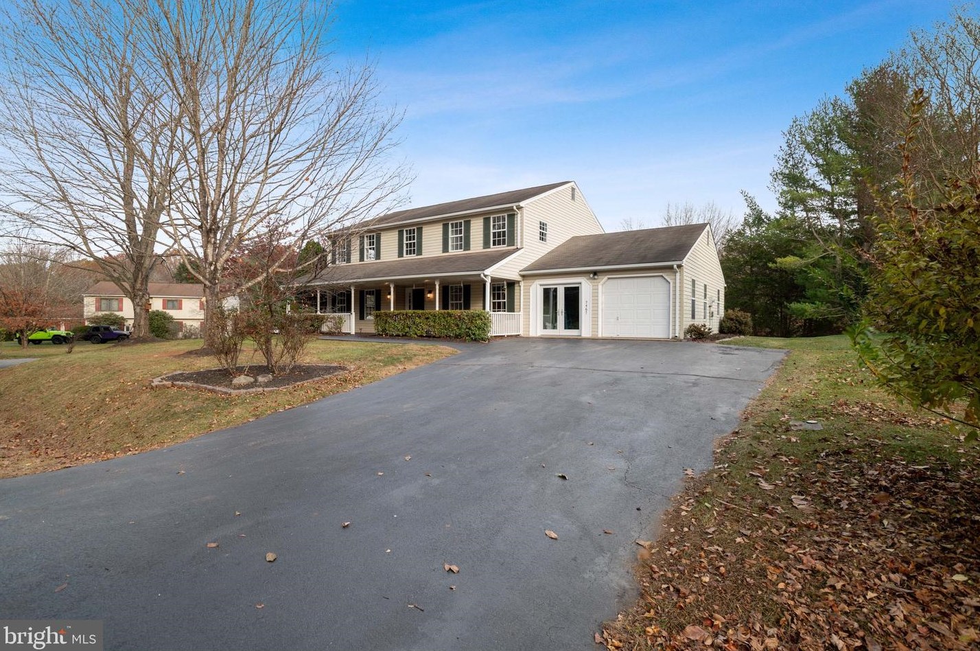 7467 Cedar Knolls Dr, Warrenton, VA 20187-9239