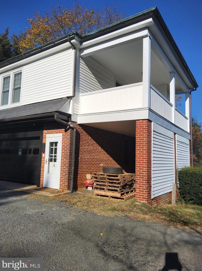 8131 Leeton Hill, Warrenton, VA 20186