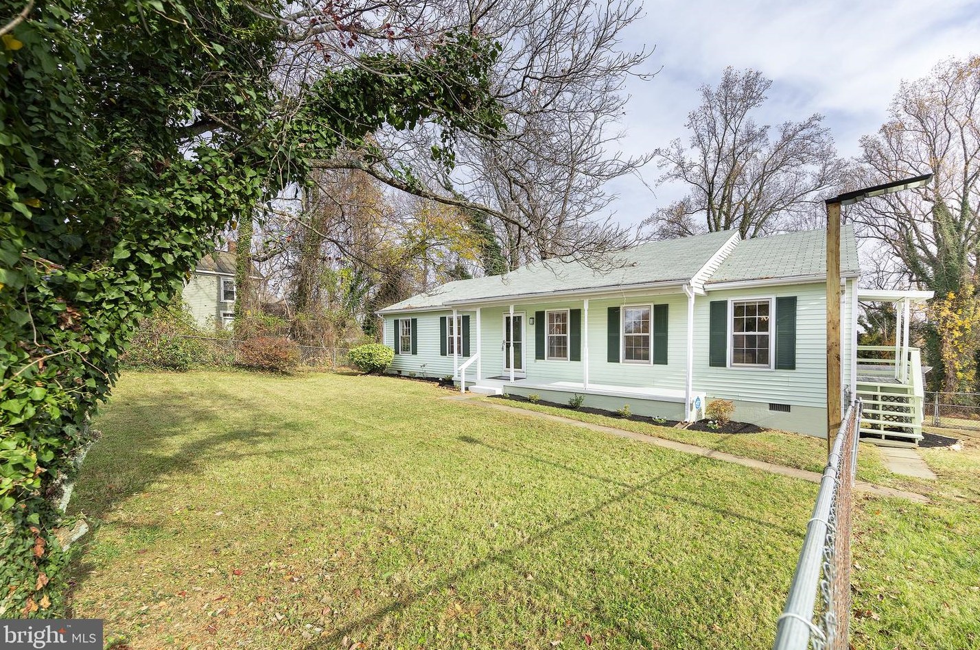 439 Falmouth St, Warrenton, VA 20186