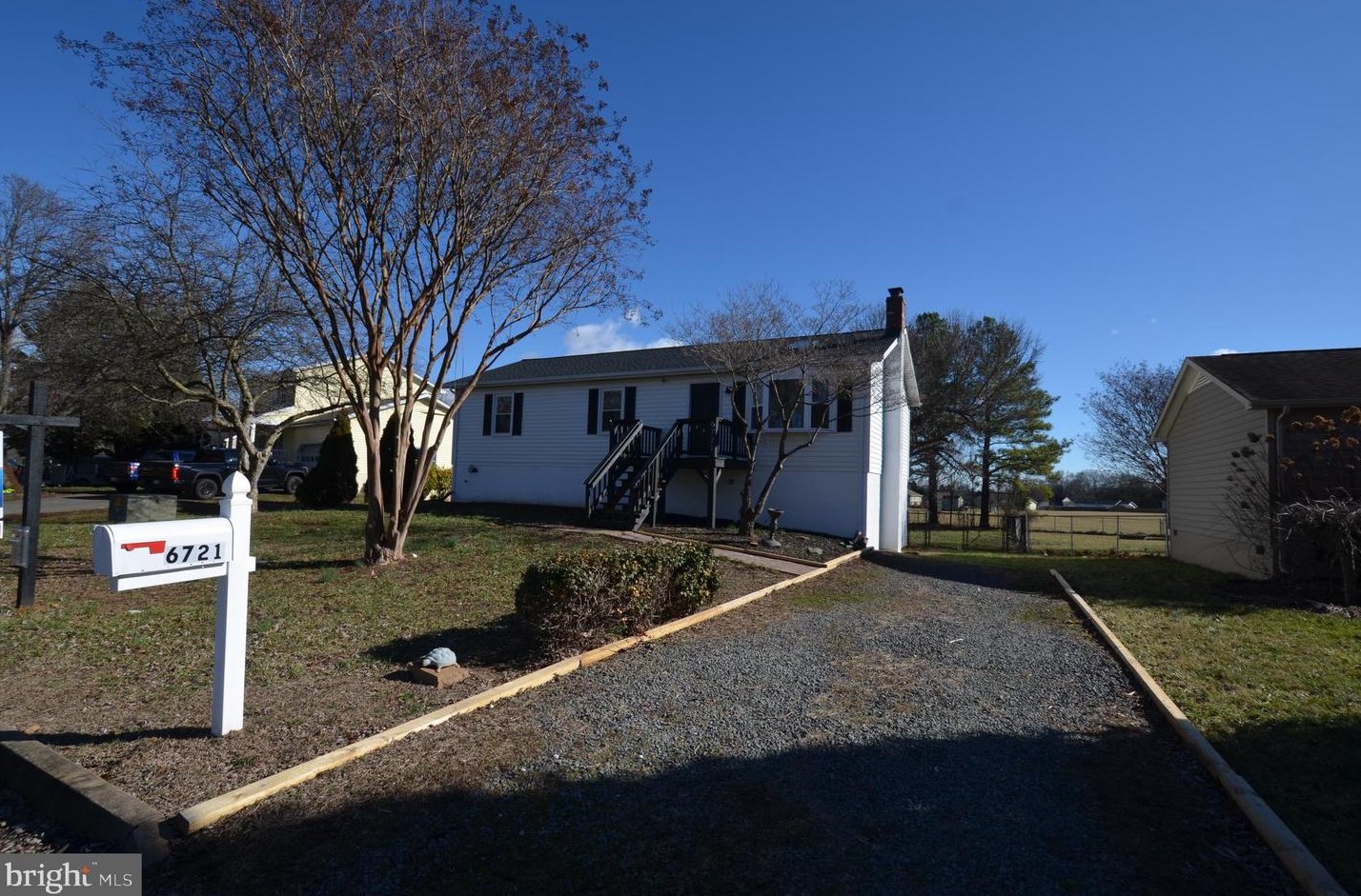 6721 Huntland Dr, Bealeton VA  22712-9433 exterior