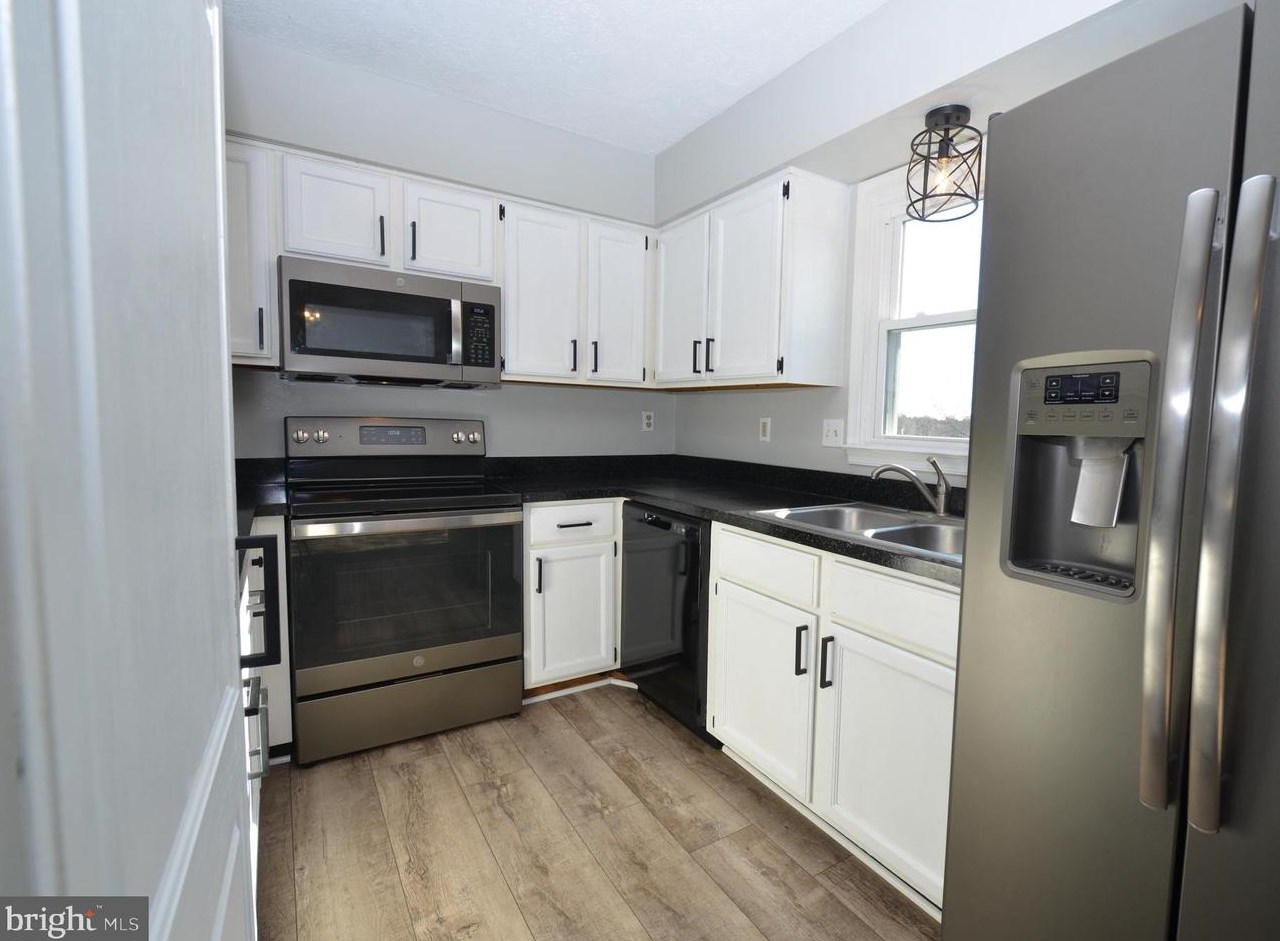 6721 Huntland Dr, Bealeton VA  22712-9433 exterior