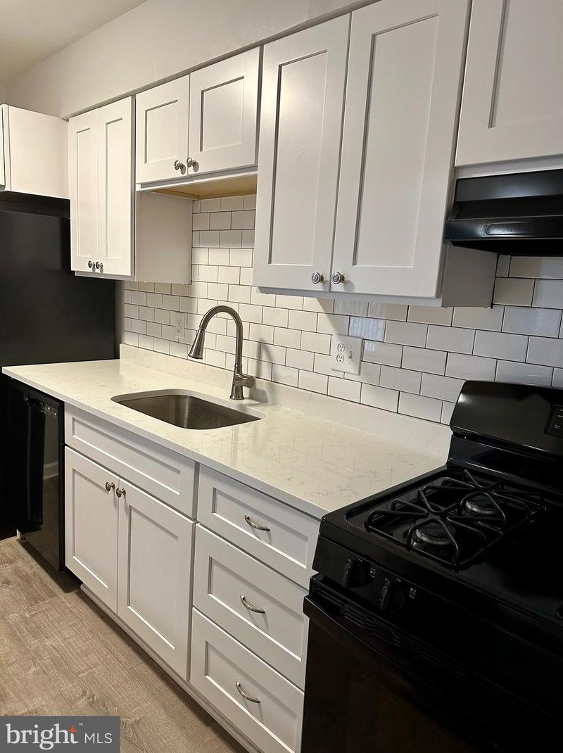 631 Waterloo Rd #114, Warrenton, VA 20186