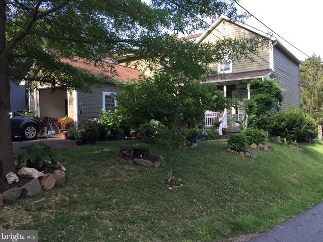 76 Liberty St, Warrenton, VA 20186-2946