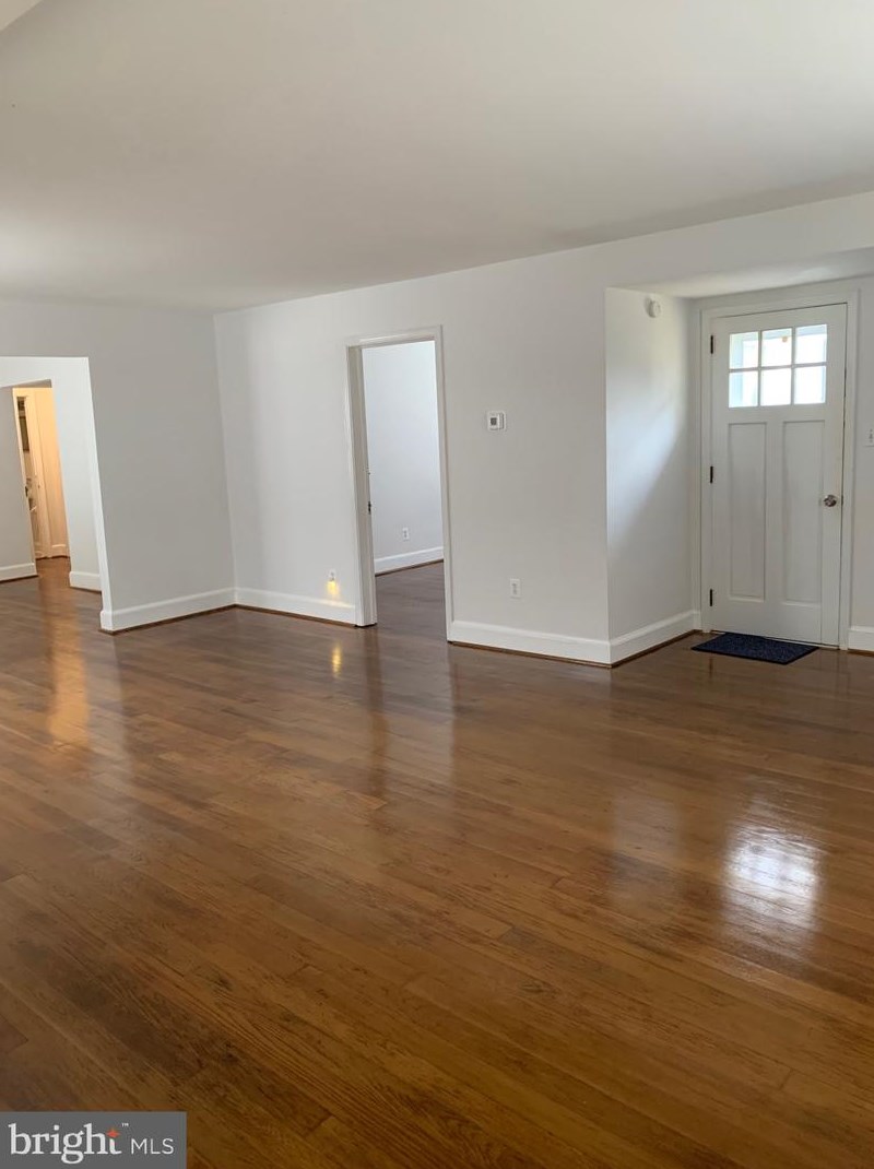 104 E Washington St, Remington, VA 22734