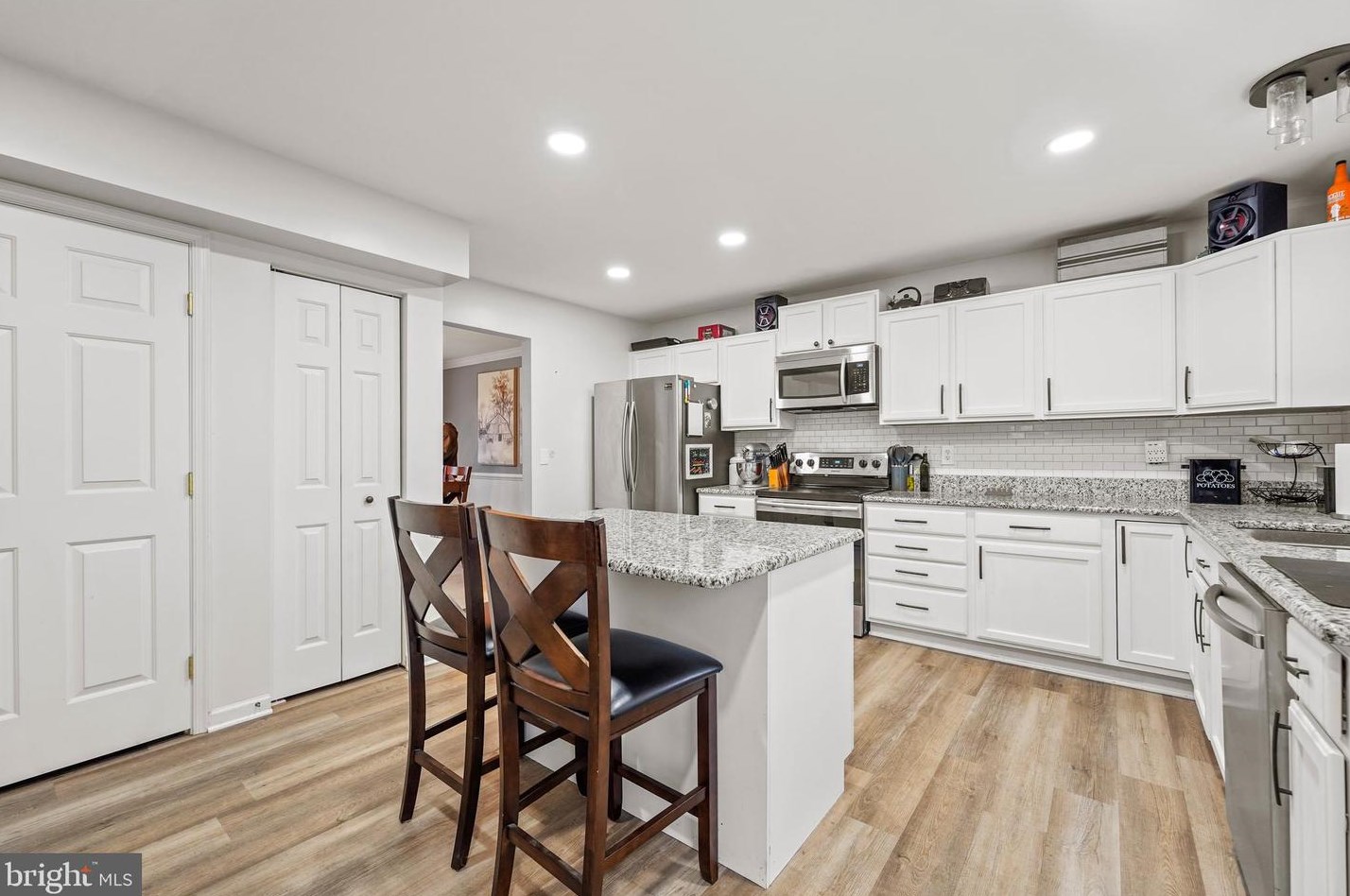 9717 Logan Jay Dr, Bealeton VA  22712-6951 exterior
