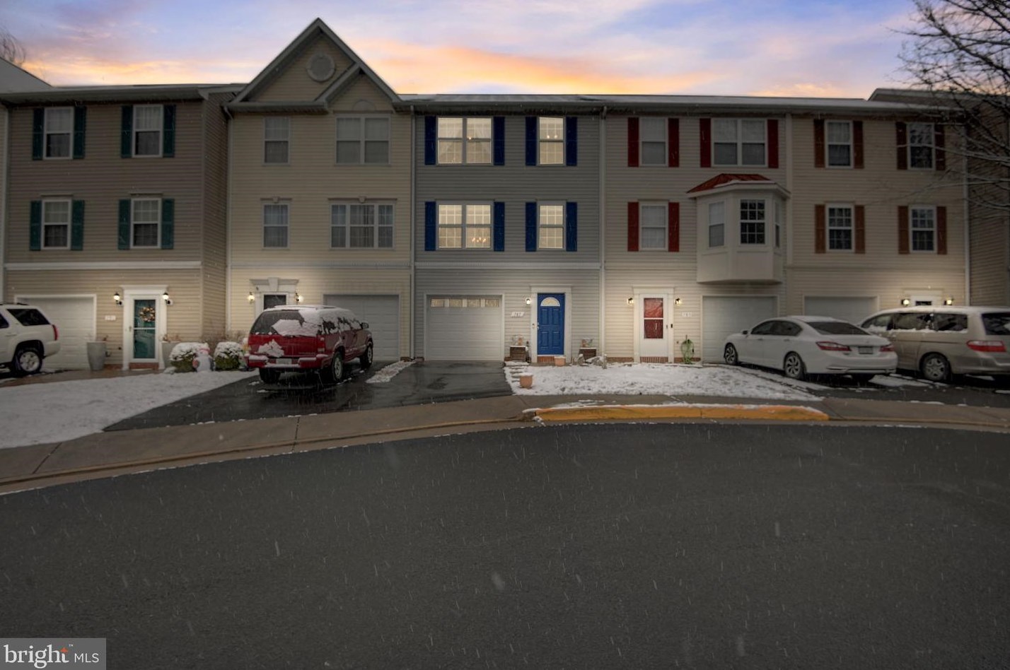 787 General Wallace Ct, Warrenton, VA 20186