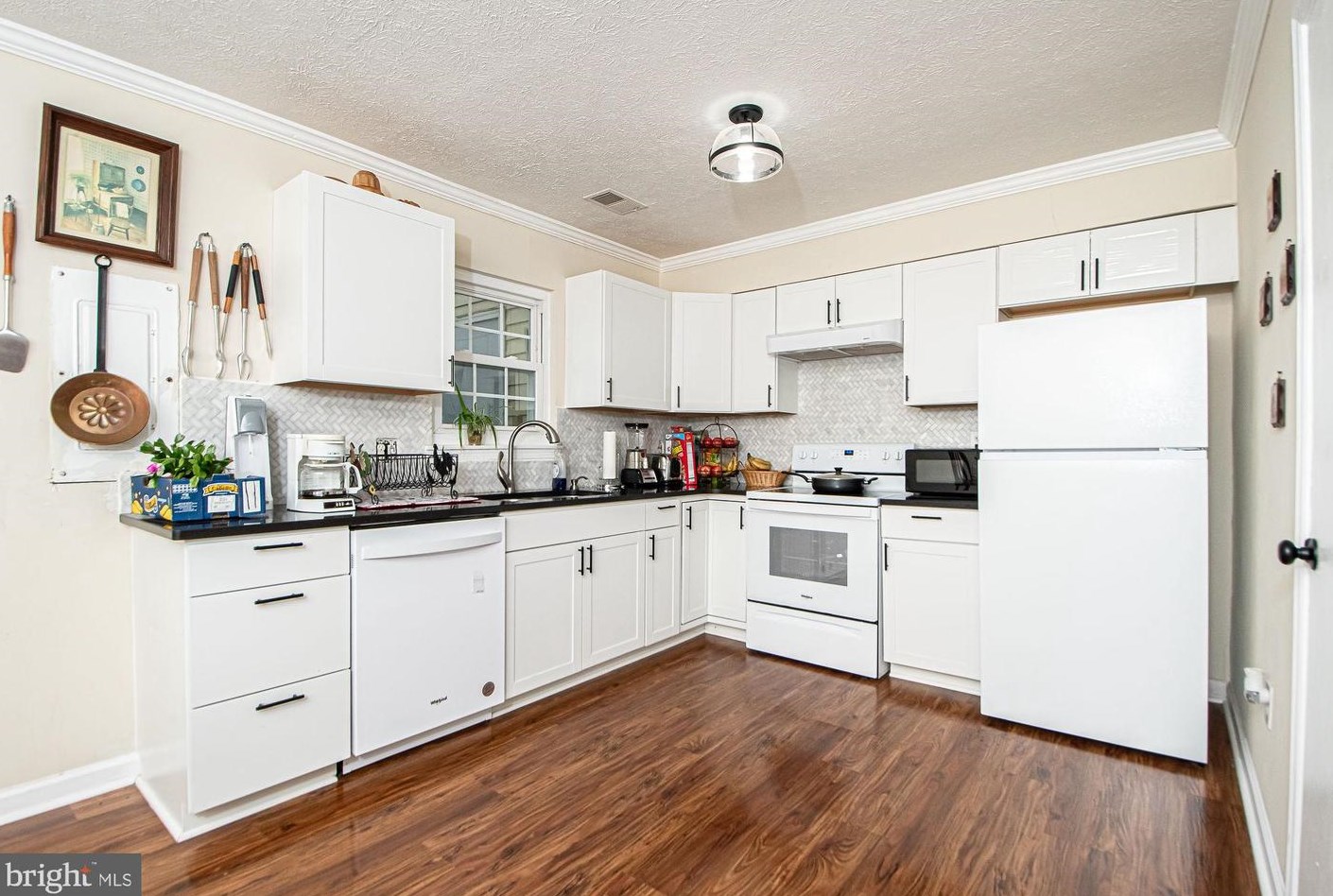 8600 Ashby Ct, Marshall, VA 20115