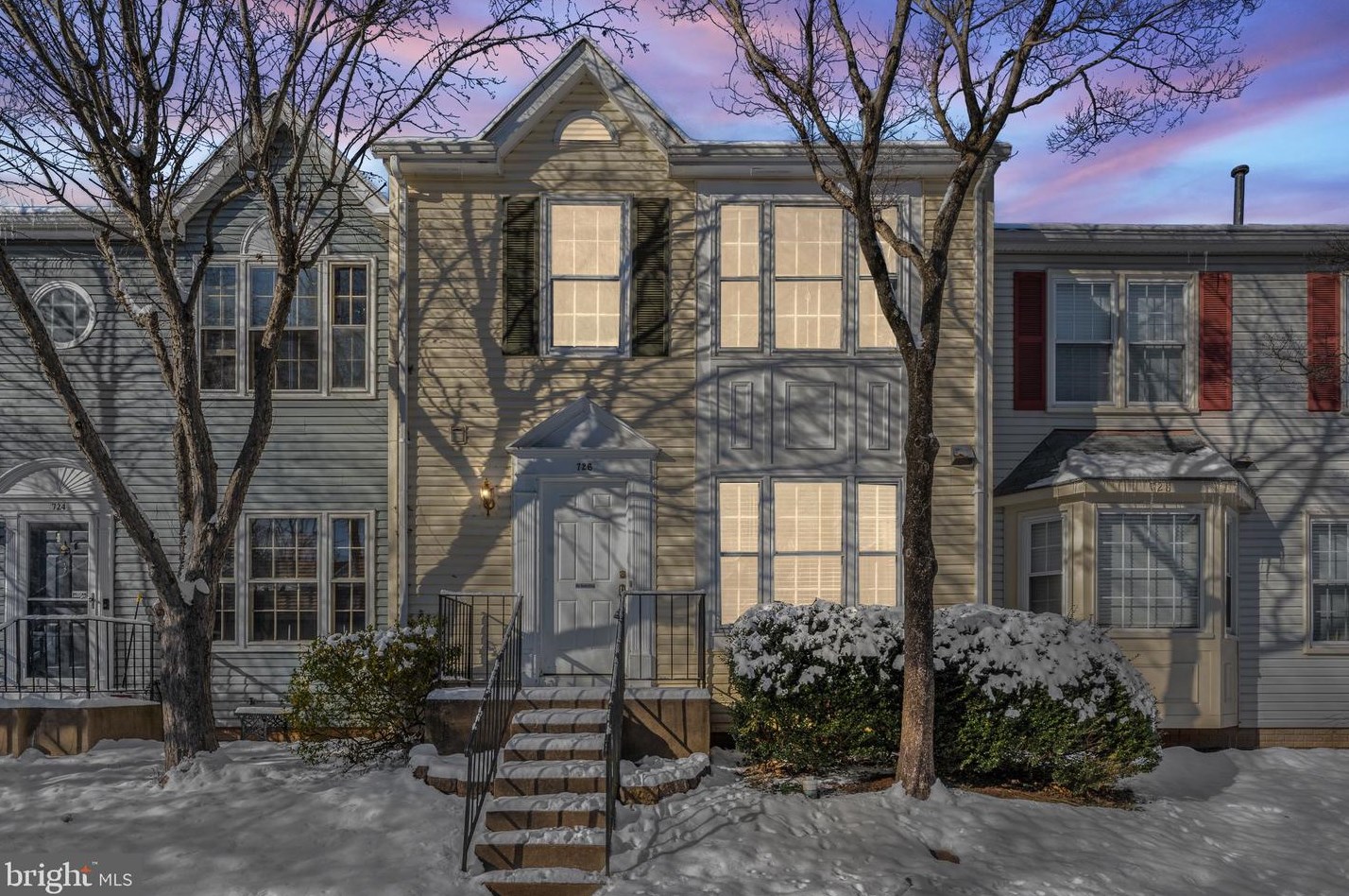 726 Pine Tree Ct, Warrenton, VA 20186