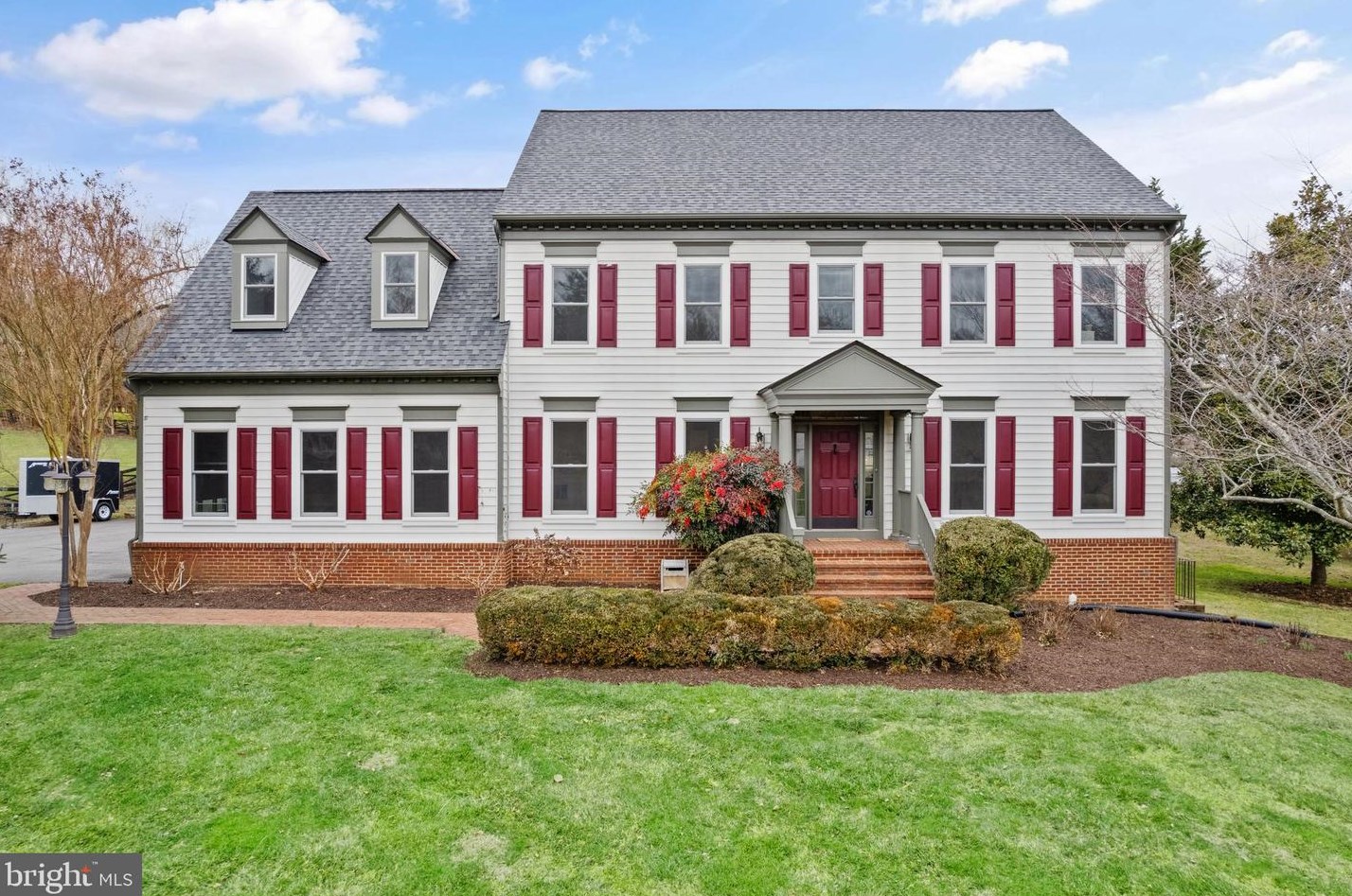 7352 Huntsmans Dr, Warrenton, VA 20186