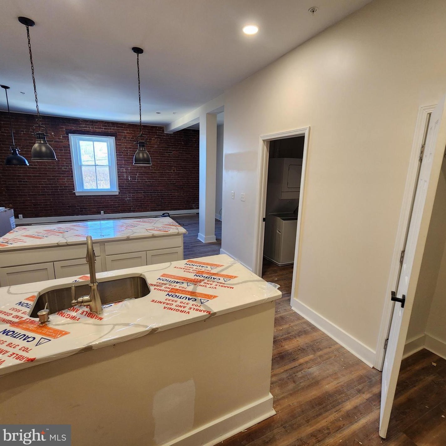54 E Lee St #220, Warrenton, VA 20186
