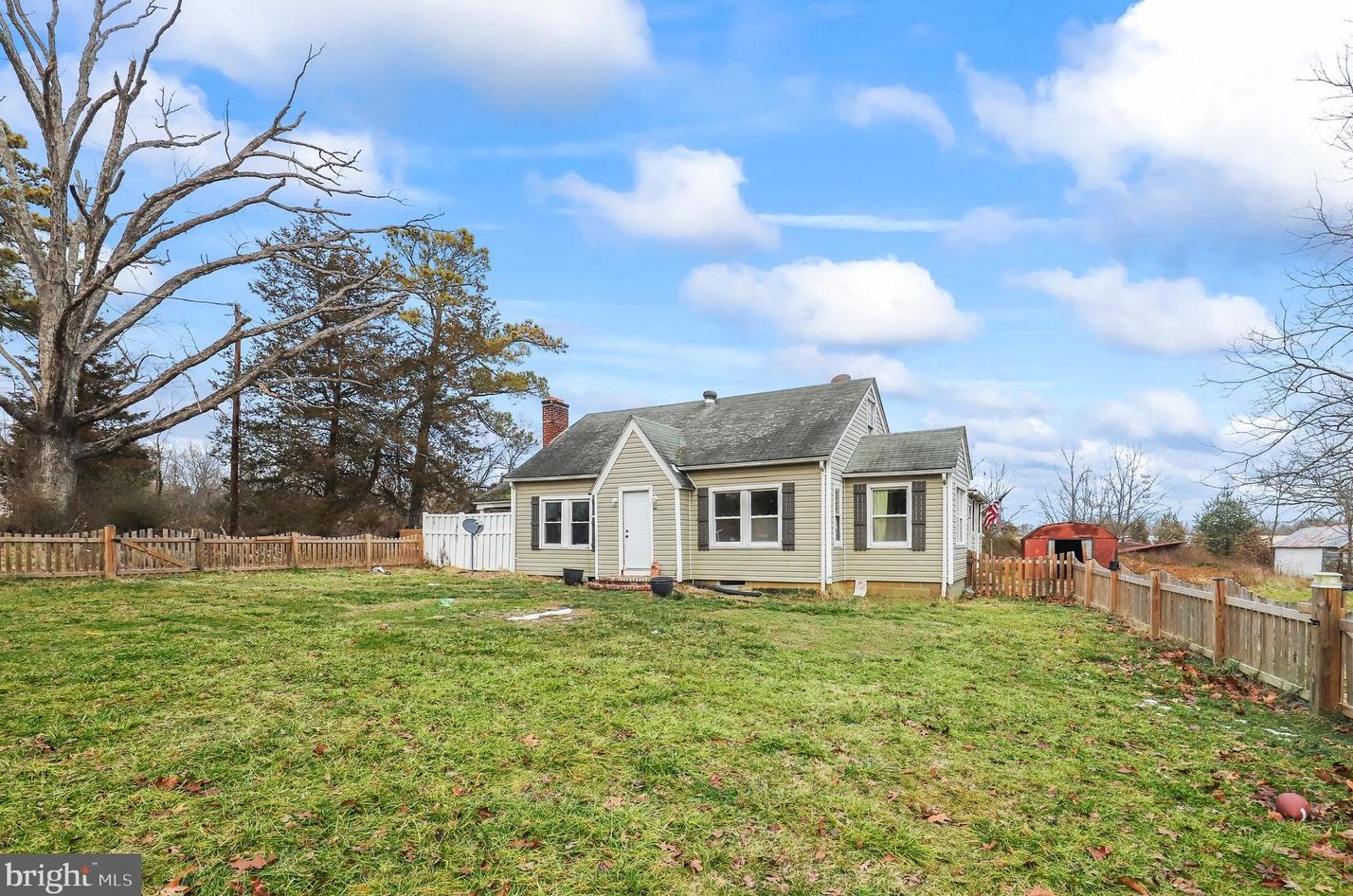9273 Old Dumfries Rd, Catlett, VA 20119-2035