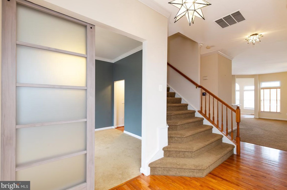 193 Pinnacle Ct, Warrenton, VA 20186