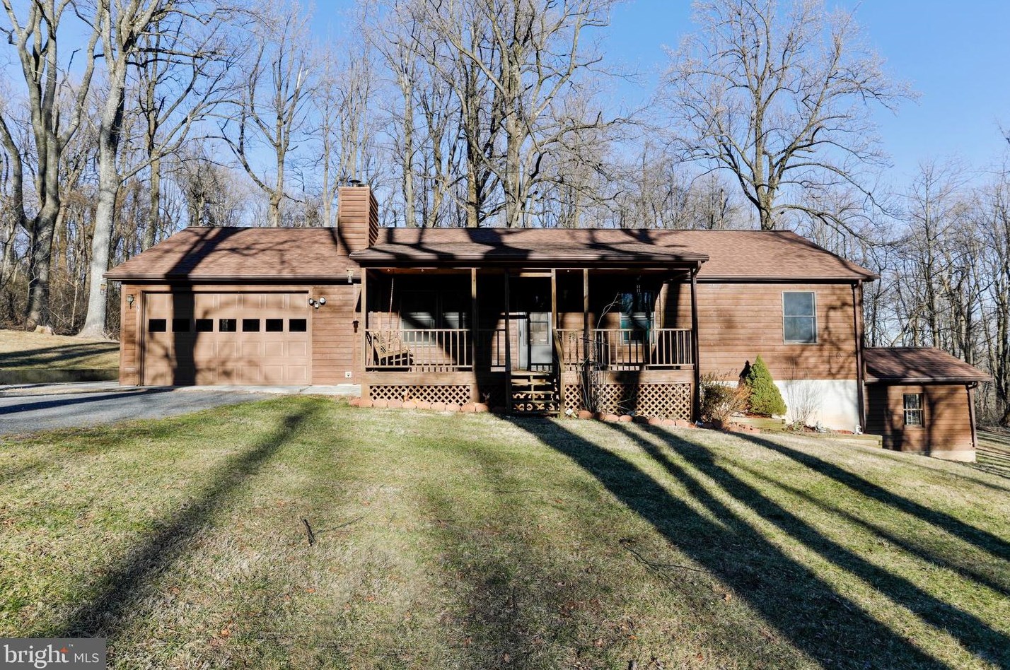 12090 Fawn Ridge Rd, Linden, VA 22642