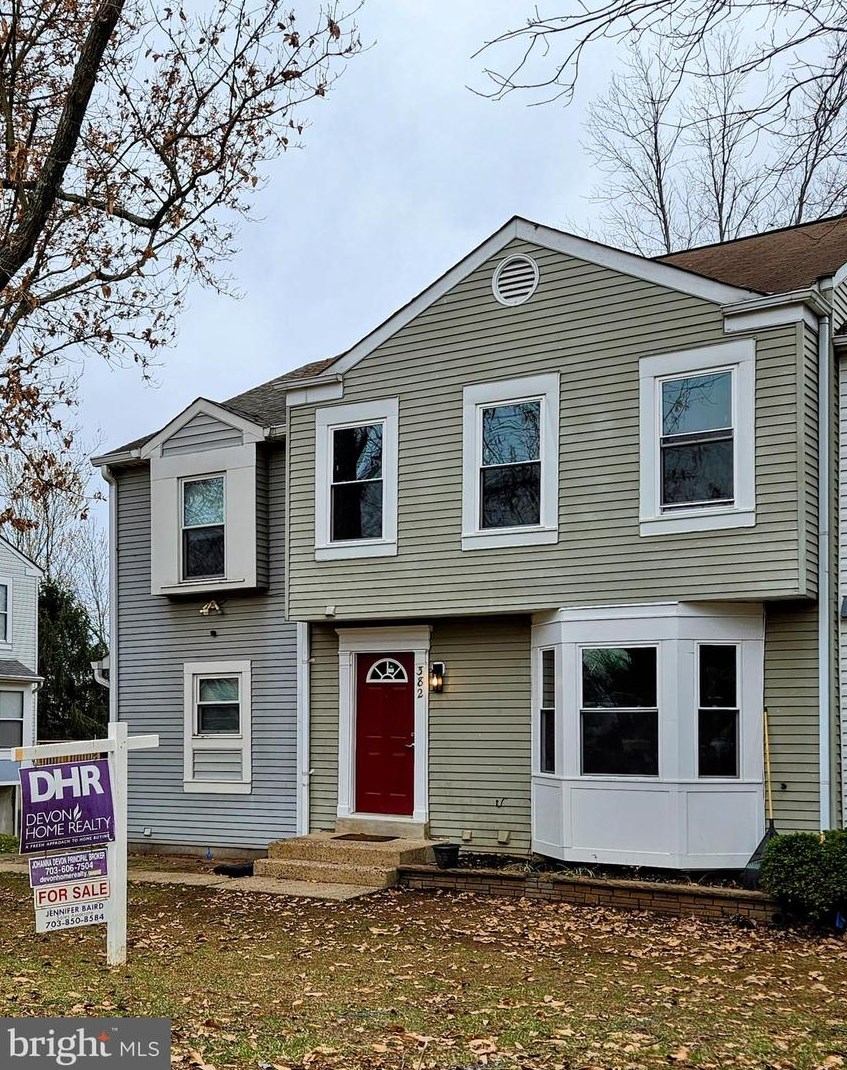 382 Falmouth St, Warrenton, VA 20186-3633