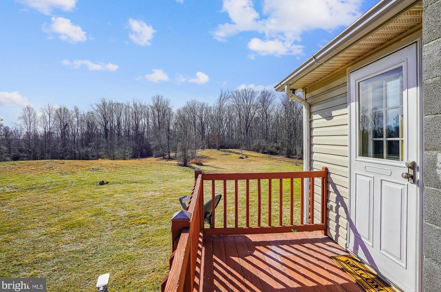 5590 Leeds Manor, Marshall, VA 20115