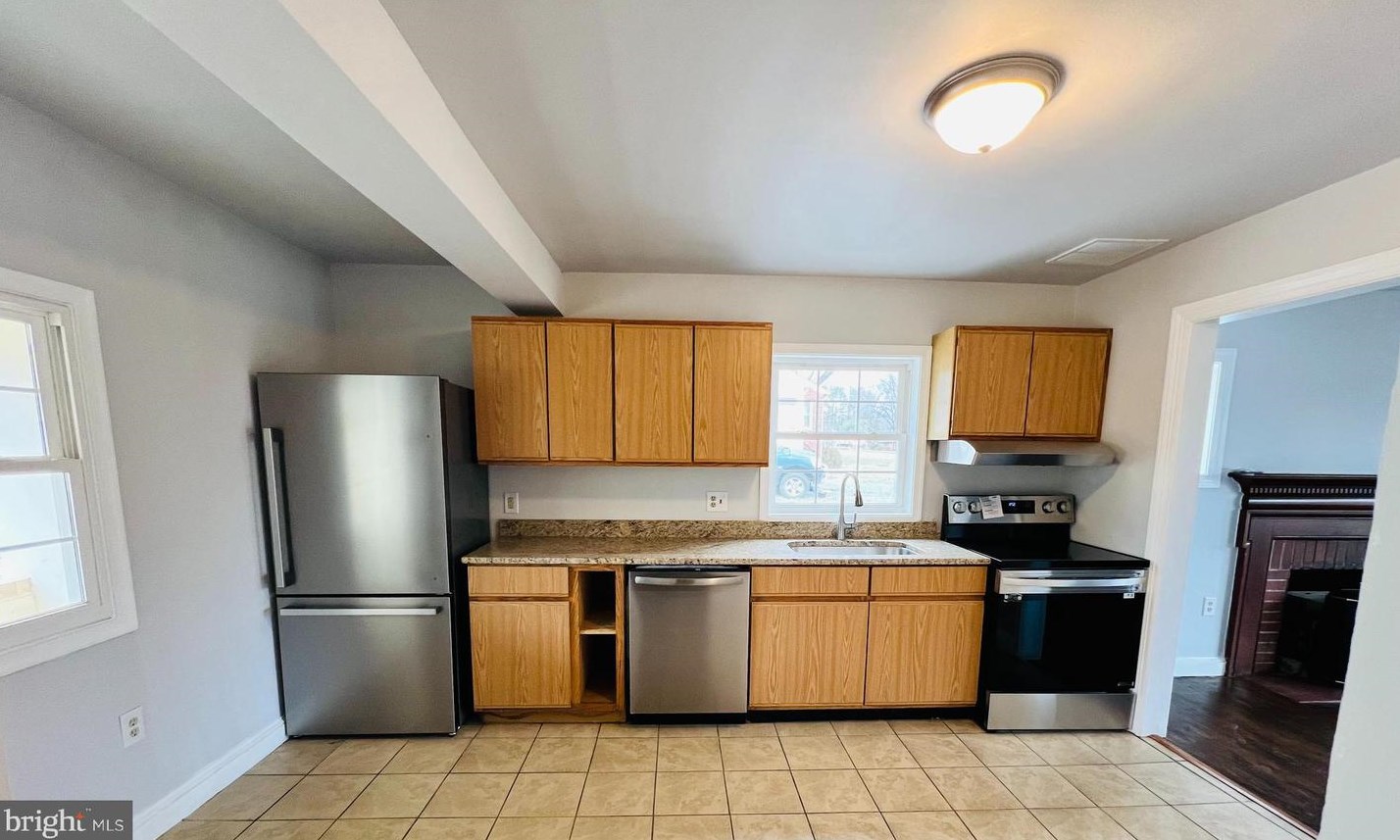 9266 Old Dumfries Rd, Catlett, VA 20119