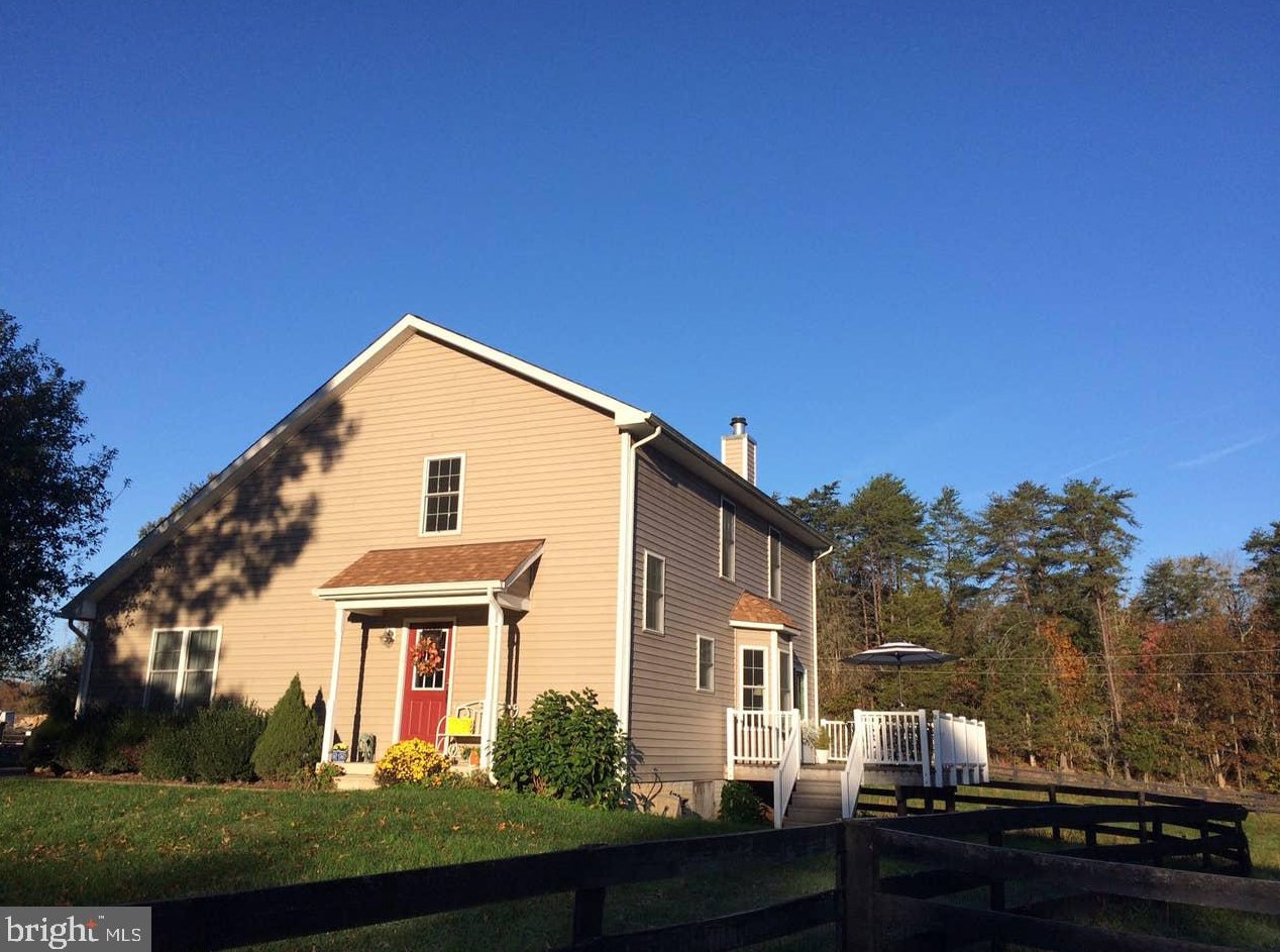 7311 Laurel Brook Ln, Marshall, VA 20115