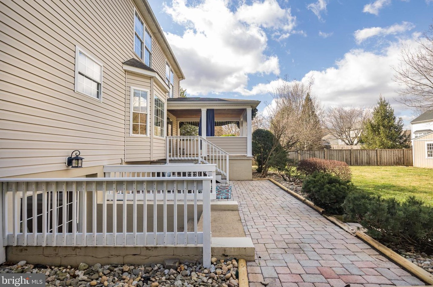 290 Gay Rd, Warrenton VA  20186-2310 exterior