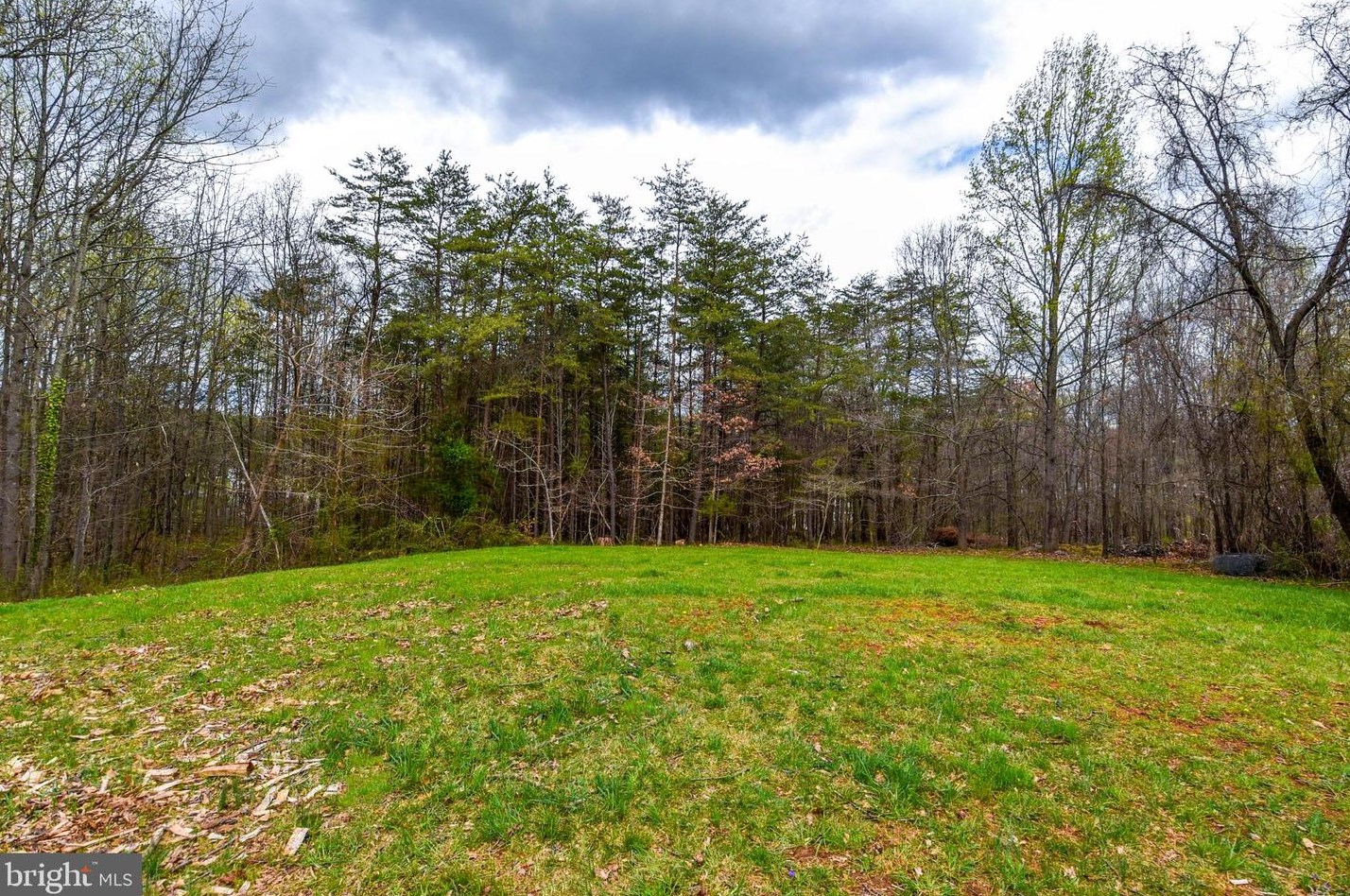 8168 Frytown Rd, Warrenton VA  20187-4331 exterior