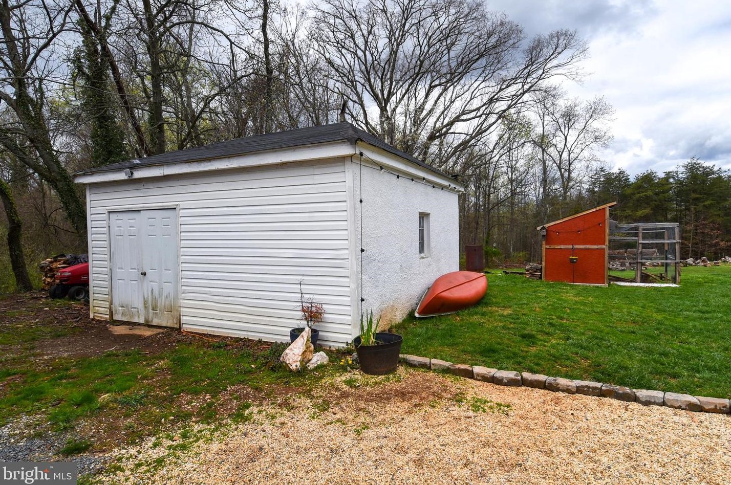 8168 Frytown Rd, Warrenton VA  20187-4331 exterior