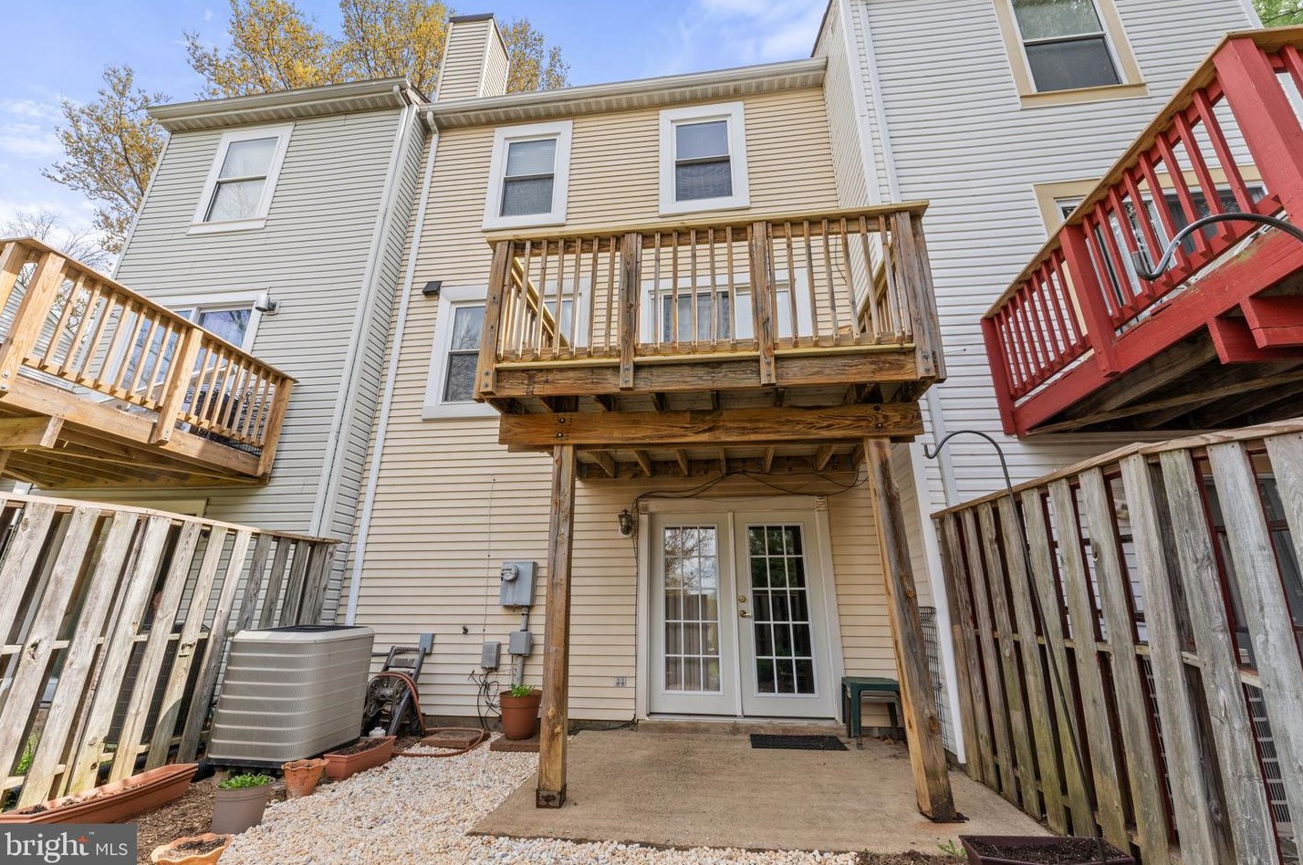 388 Falmouth St, Warrenton VA  20186-3633 exterior