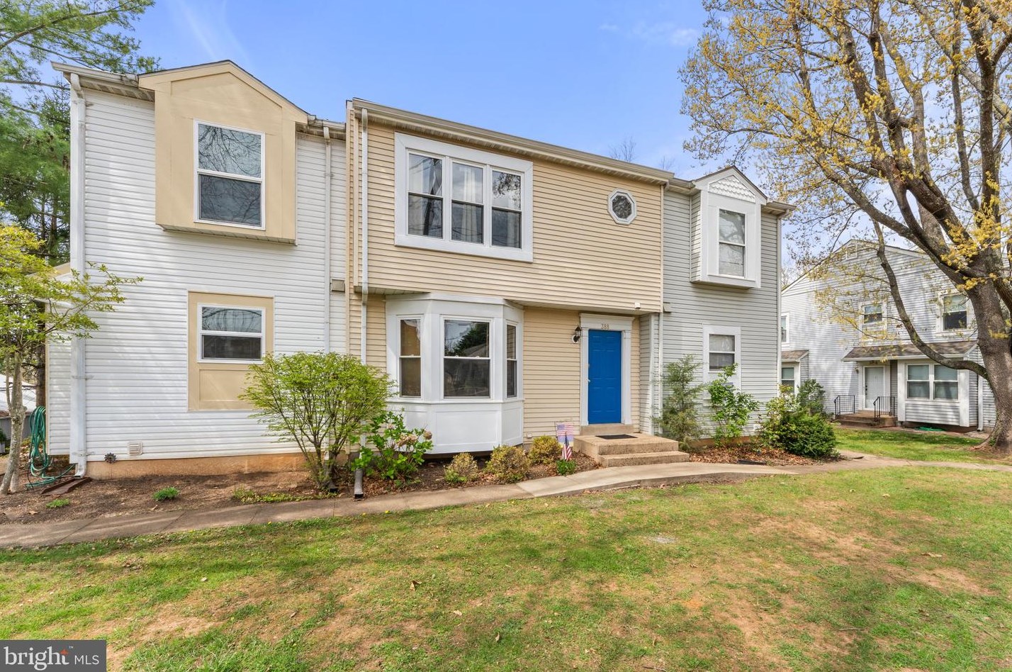 388 Falmouth St, Warrenton VA  20186-3633 exterior