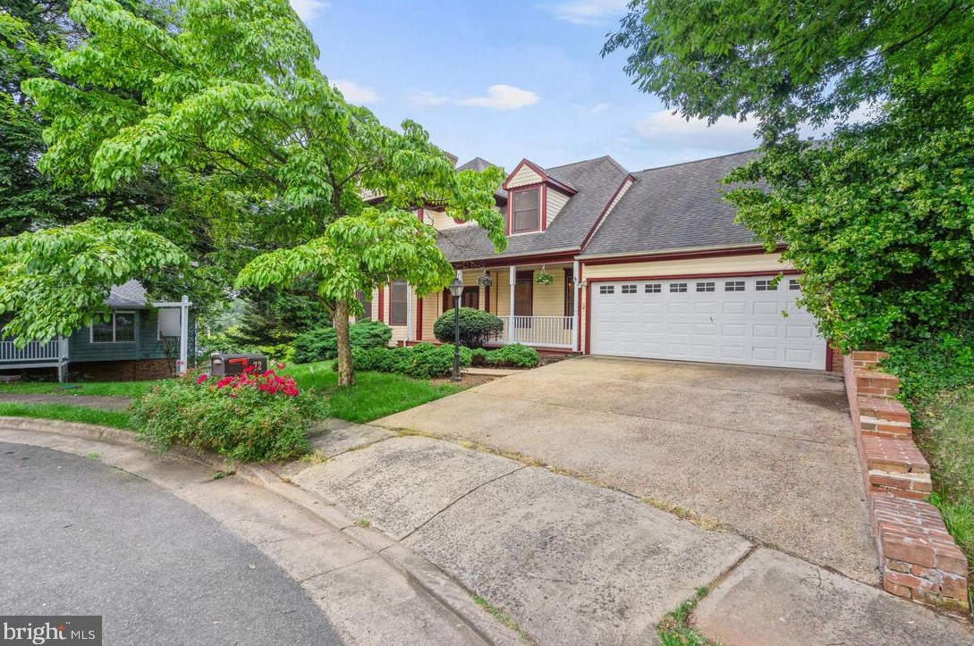 72 Erin Dr, Warrenton, VA 20186