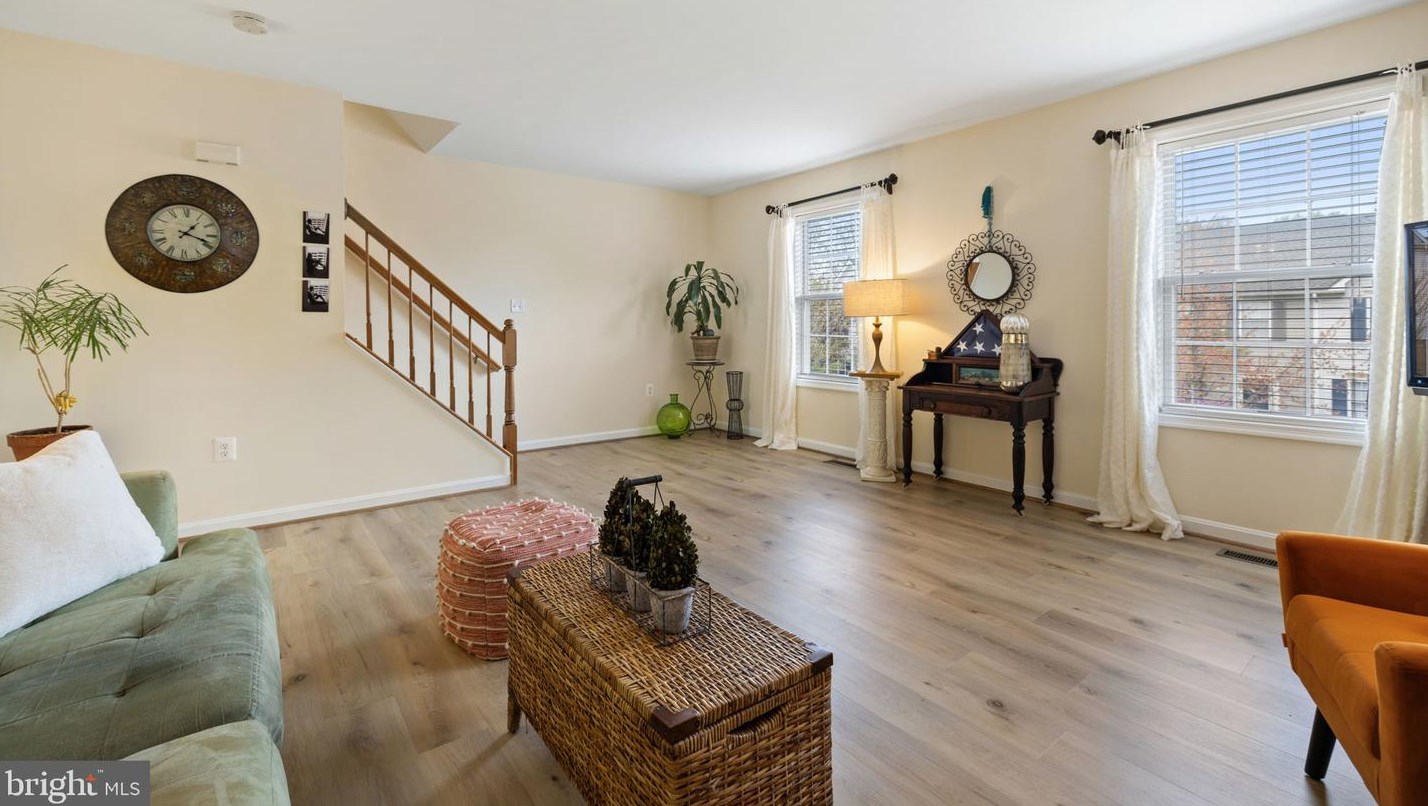 535 Highland Towne Ln, Warrenton, VA 20186-2624