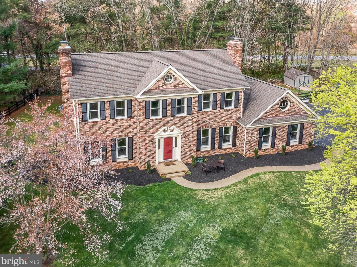 8172 Poplar Grove Dr, Warrenton, VA 20187