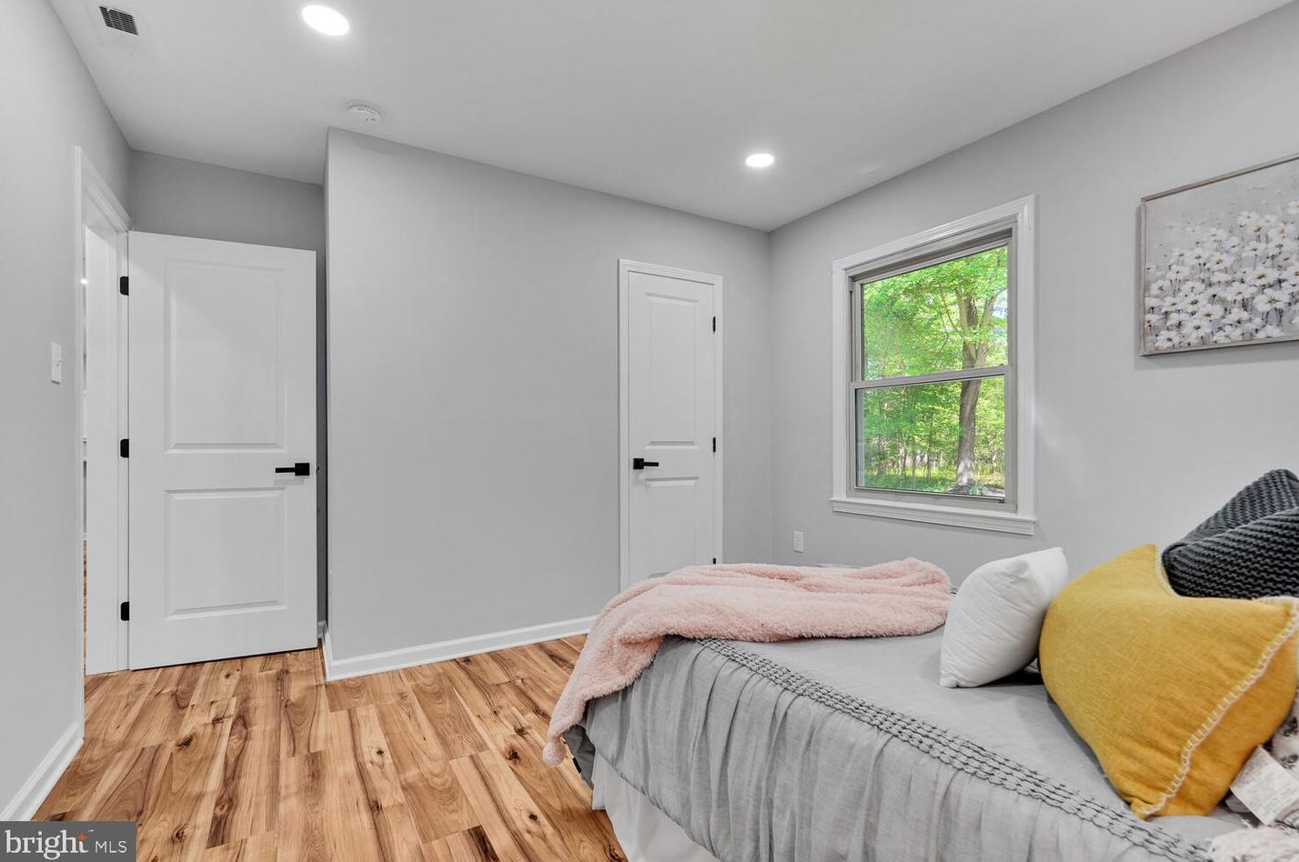 8352 Kines Rd, Warrenton VA  20187-8316 exterior