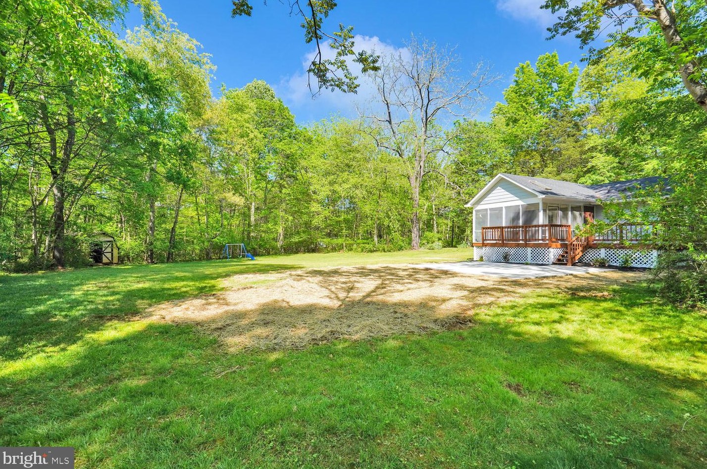 8352 Kines Rd, Warrenton VA  20187-8316 exterior