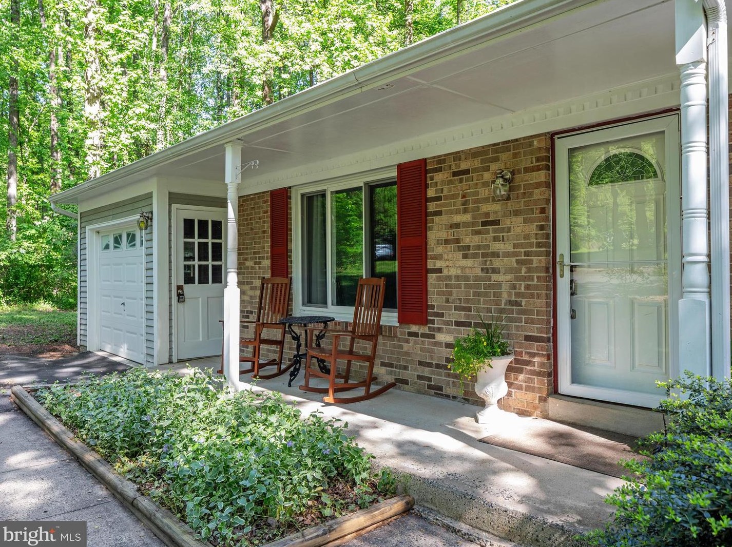 6285 Ghadban Ct, Warrenton VA  20187-7916 exterior