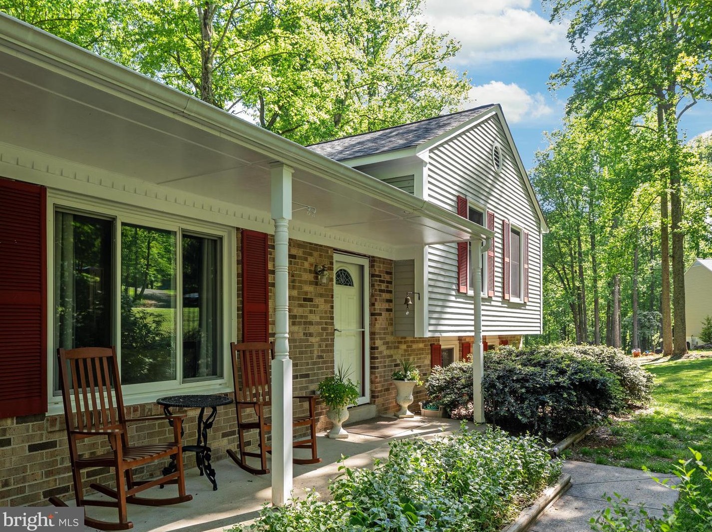 6285 Ghadban Ct, Warrenton VA  20187-7916 exterior